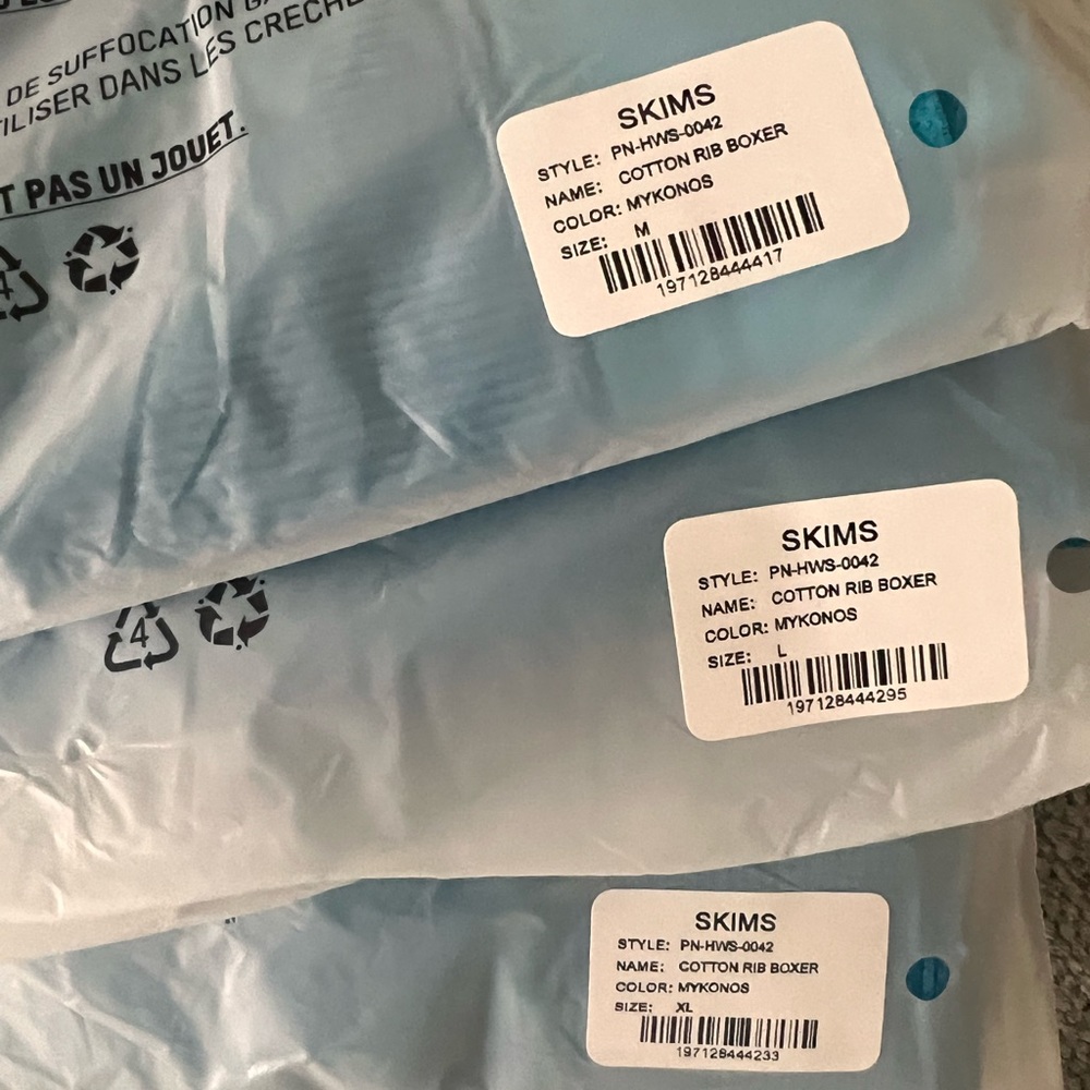 SKIMS MYKONOS COTTON RIB BOXERS - Picture 3 of 4